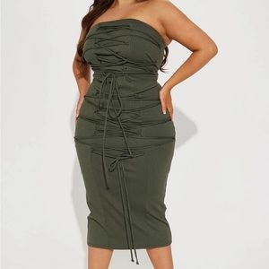 Fashion Nova**Brand New**Mayra Midi Skirt Set**